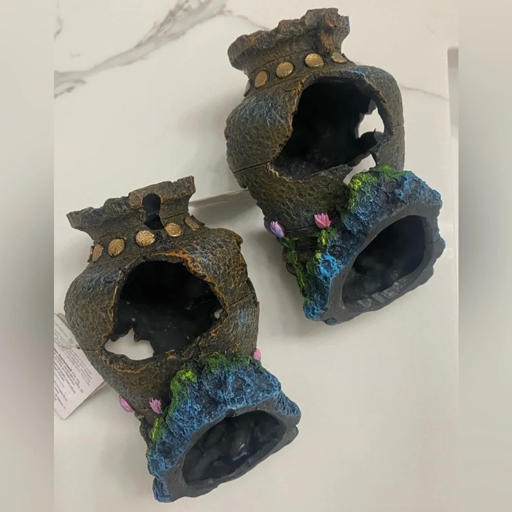 Aquarium Decor, Fish Tank Decoration, Set of 2, NWT